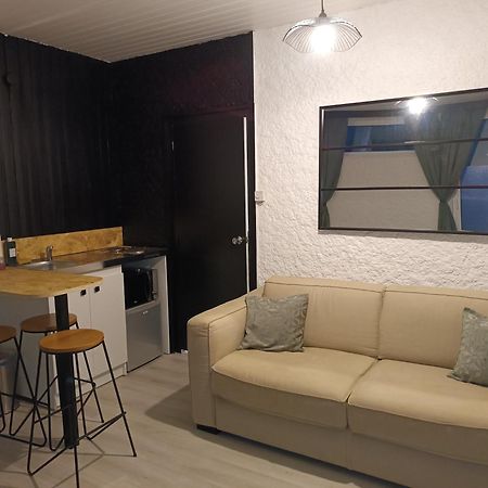 Le Bon Sejour, Studio A 2 Pas Du Futuroscope Шассней-дю-Пуату Екстер'єр фото